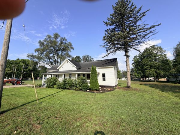 12376 Crockery Creek Drive, Ravenna, MI 49451