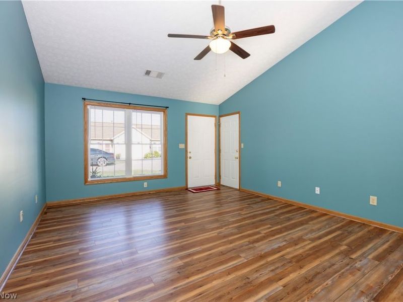 1078 Mindy Lane, Wooster, OH 44691 Photo 2
