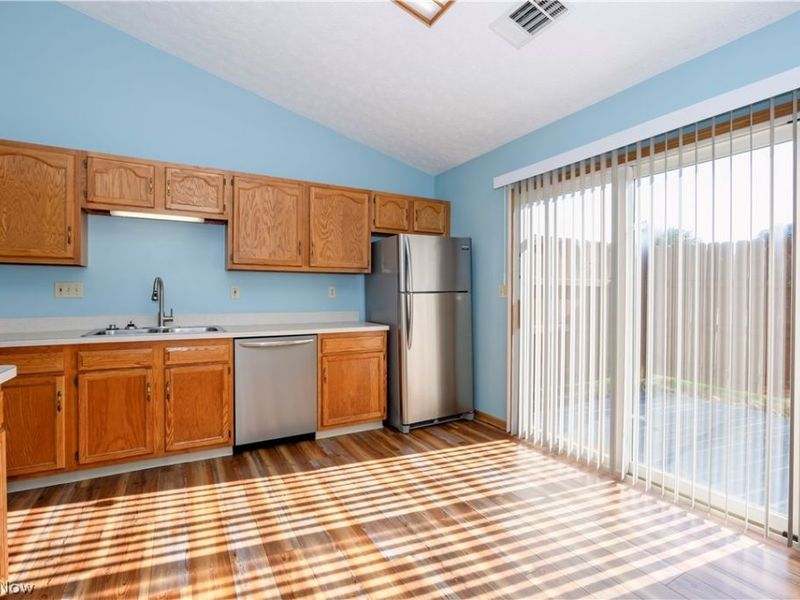 1078 Mindy Lane, Wooster, OH 44691 Photo 5