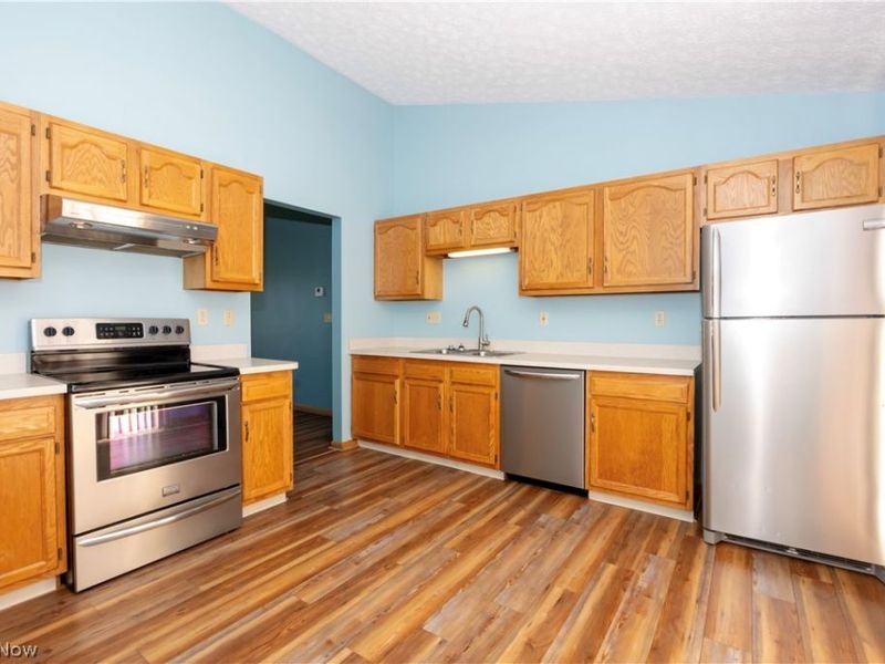 1078 Mindy Lane, Wooster, OH 44691 Photo 6