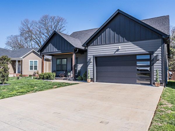 590 Denver Circle , Bowling Green, KY 42103