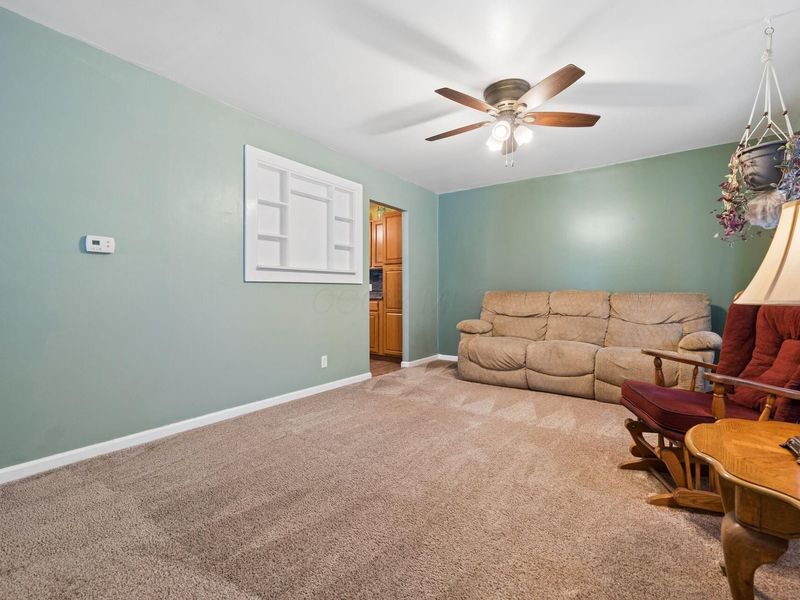 7324 Roshon Avenue, Reynoldsburg, OH 43068 Photo 4
