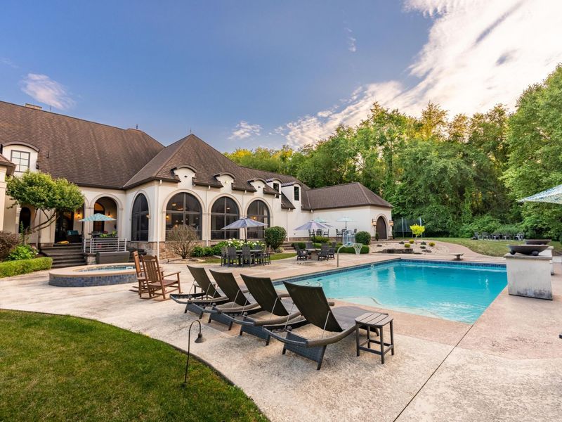 8633 Fulton Drive NW, Massillon, OH 44646 Photo 4