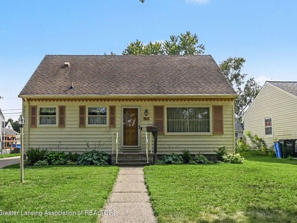 1821 Loraine Avenue, Lansing, MI 48910