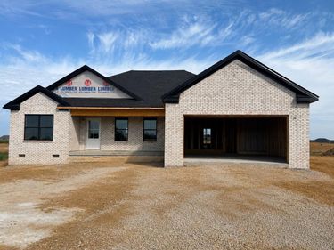 440 Lands End Drive, Berea, KY 40403