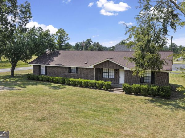 133 S Richardson Street, Mount Vernon, GA 30445