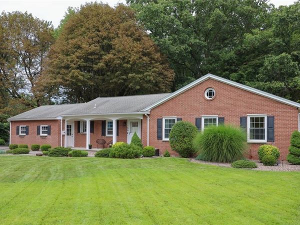 166 Nob Hill , Rochester, NY 14617