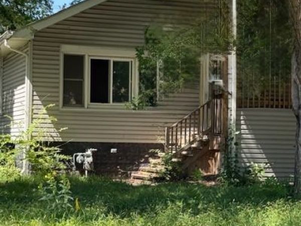 17046 Winchester Avenue , Hazel Crest, IL 60429