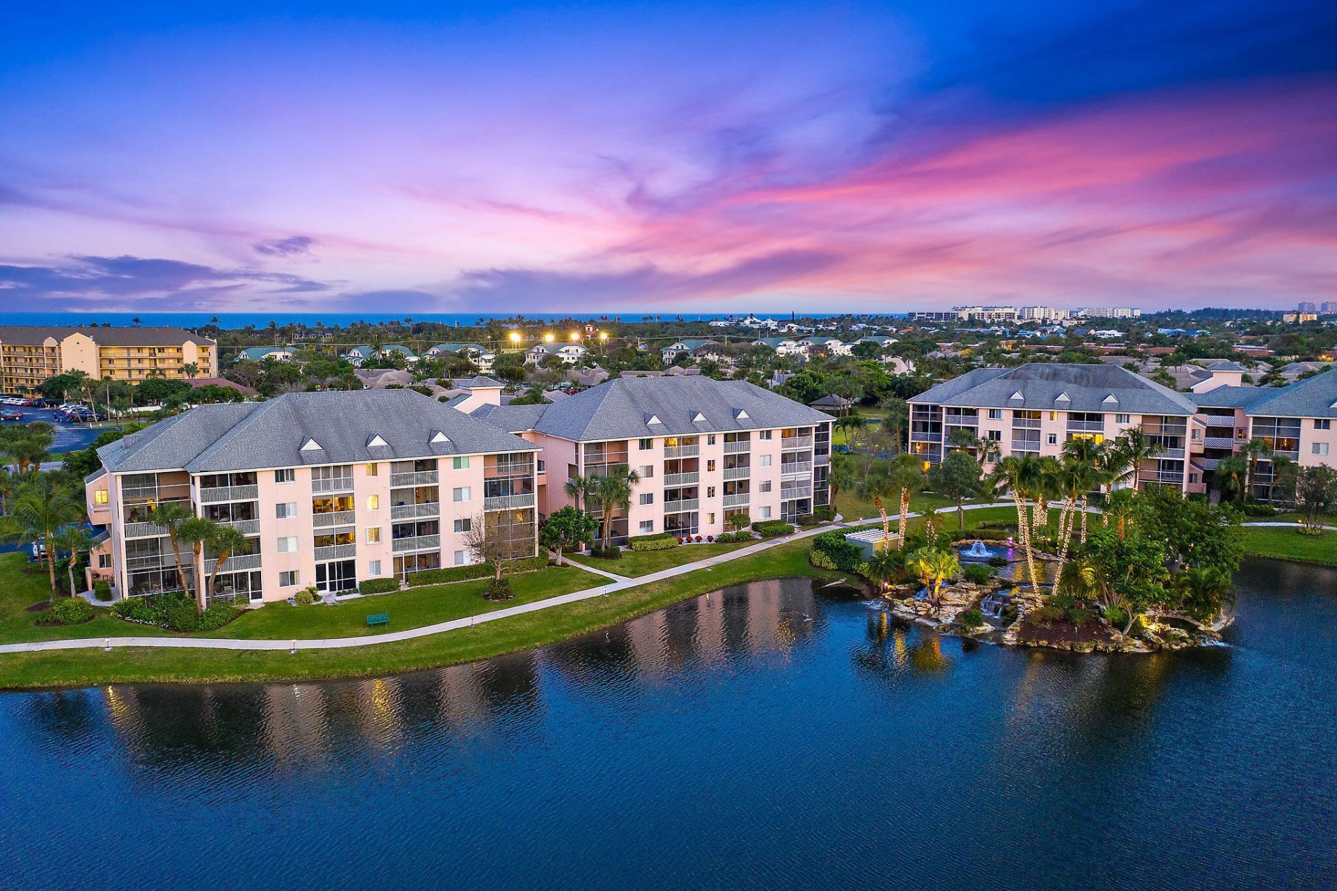 353 S Us Hwy 1, Unit c203, Jupiter, FL 33477 Photo