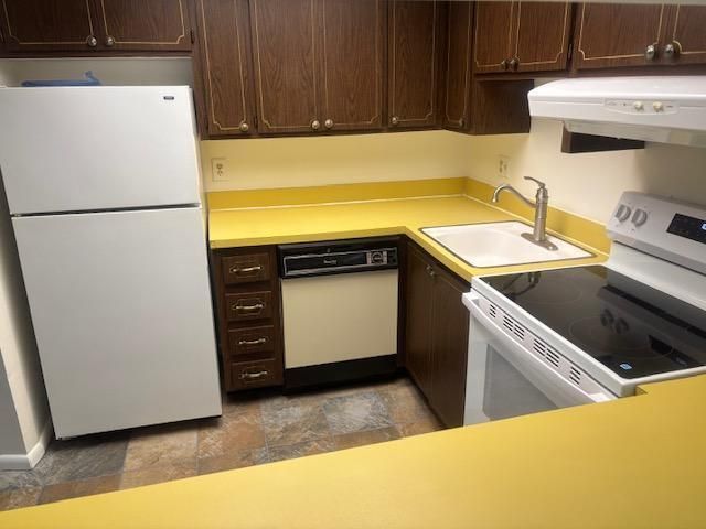 342 Southwind Drive, Unit 223, North Palm Beach, FL 33408 Photo