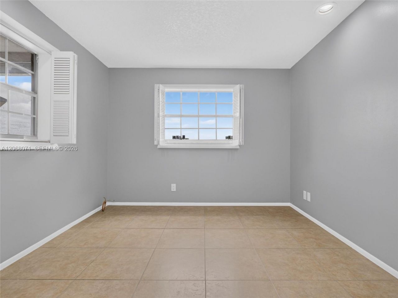 4140 NW 44th Ave , Unit 408, Lauderdale Lakes, FL 33319 Photo