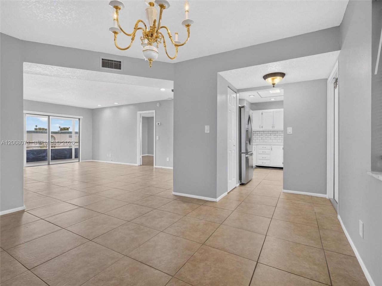 4140 NW 44th Ave , Unit 408, Lauderdale Lakes, FL 33319 Photo