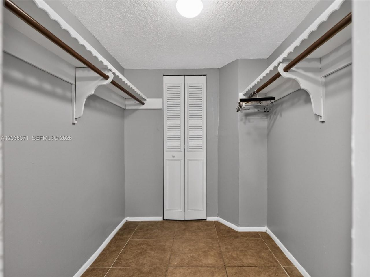 4140 NW 44th Ave , Unit 408, Lauderdale Lakes, FL 33319 Photo