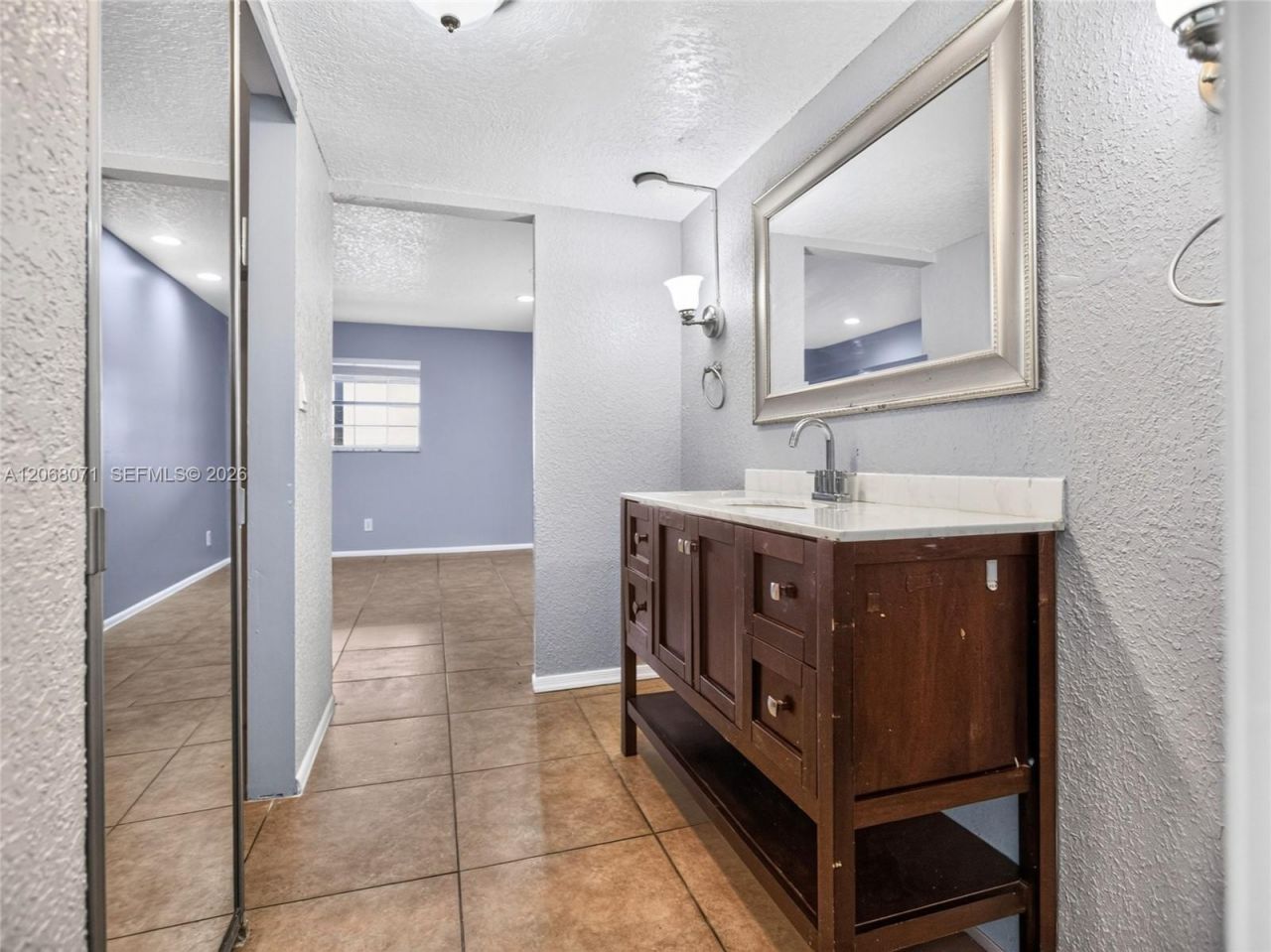 4140 NW 44th Ave , Unit 408, Lauderdale Lakes, FL 33319 Photo