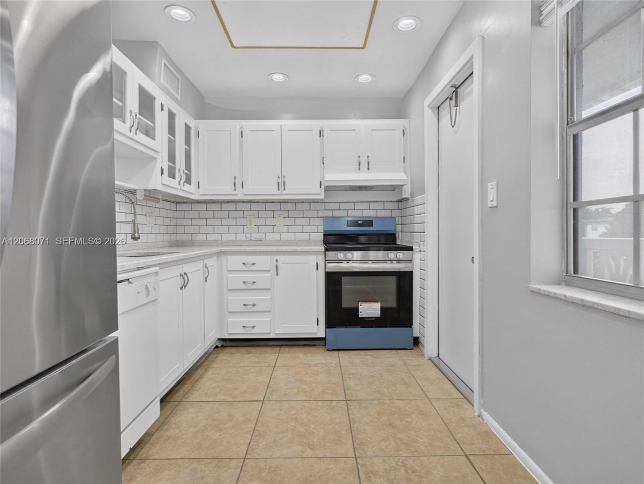 4140 NW 44th Ave , Unit 408, Lauderdale Lakes, FL 33319 Photo