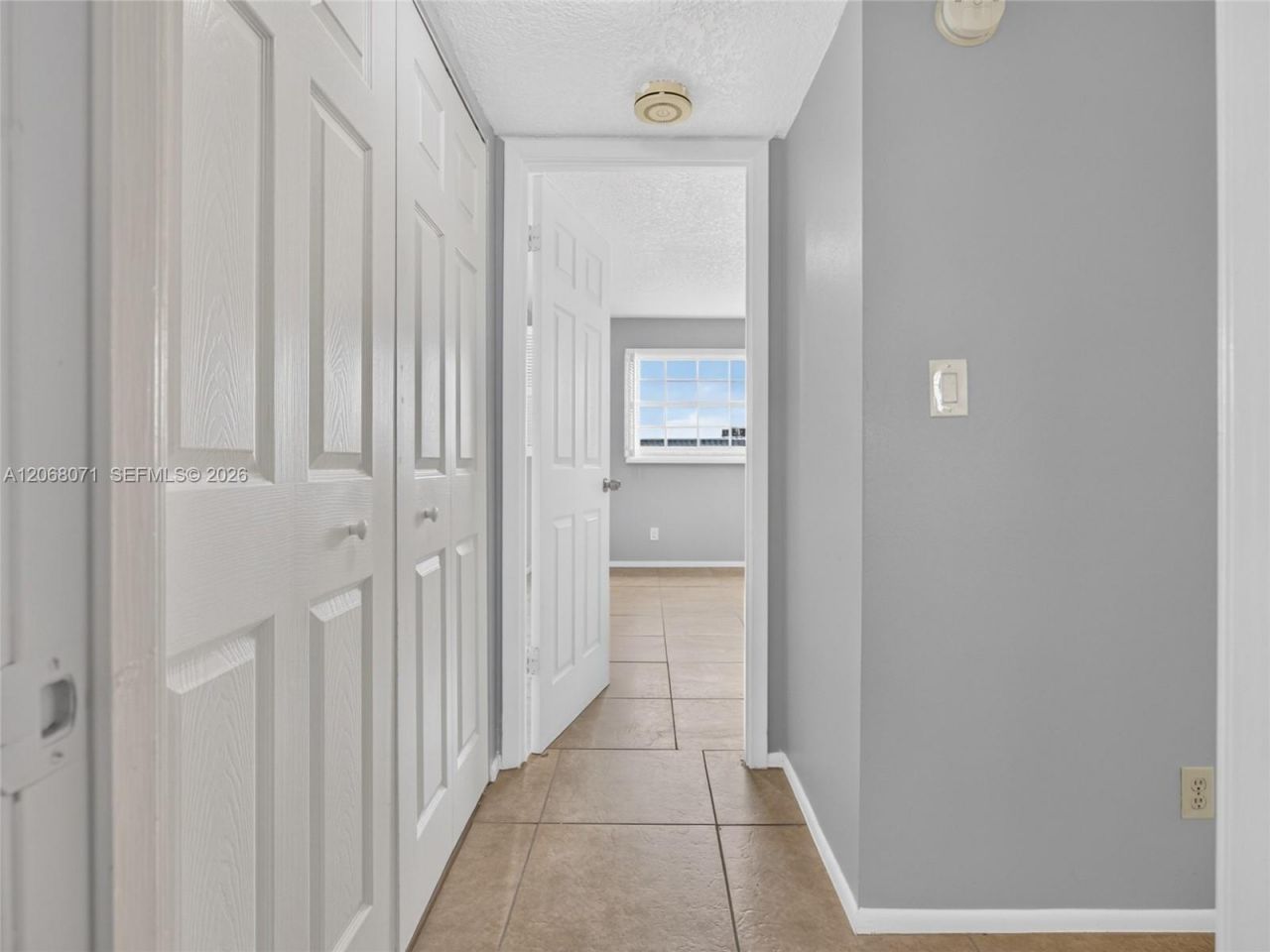 4140 NW 44th Ave , Unit 408, Lauderdale Lakes, FL 33319 Photo
