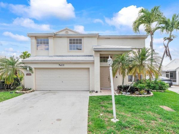 9602 NW 8th Cir , Plantation, FL 33324