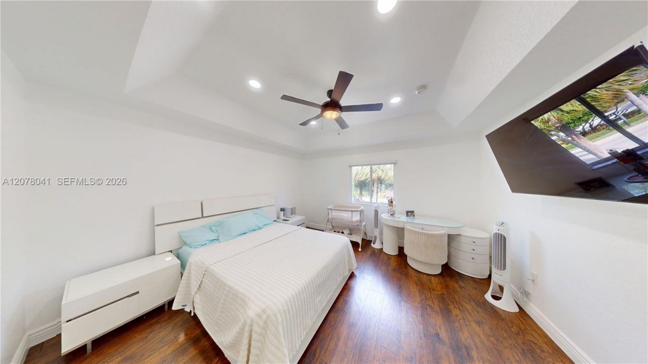 21943 SW 88th Path , Cutler Bay, FL 33190 Photo
