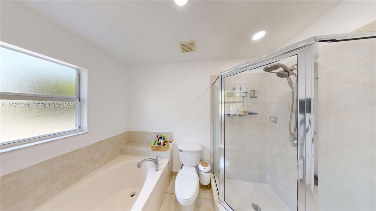 21943 SW 88th Path , Cutler Bay, FL 33190 Photo