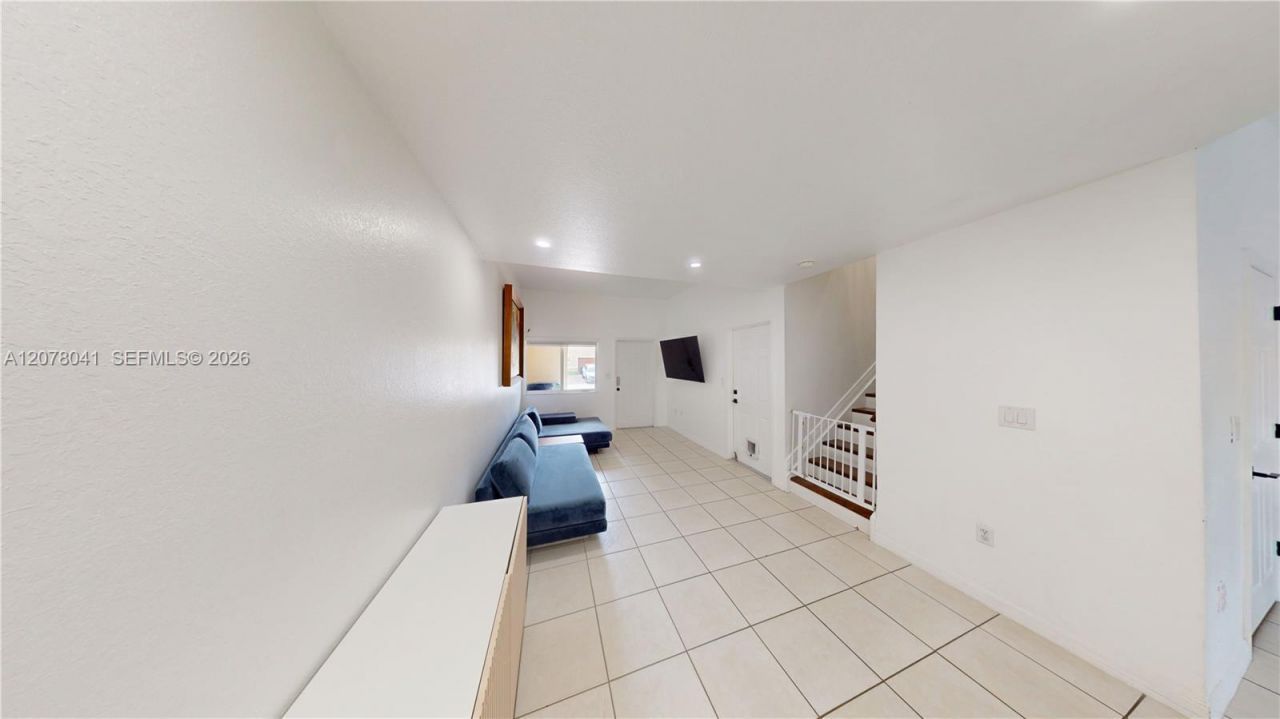 21943 SW 88th Path , Cutler Bay, FL 33190 Photo