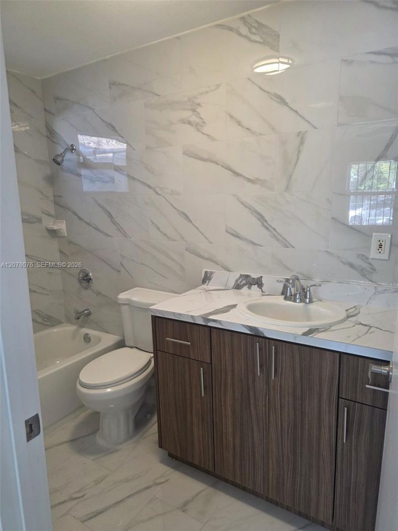 7737 NW 9th Ave , Unit 7737, Miami, FL 33150 Photo