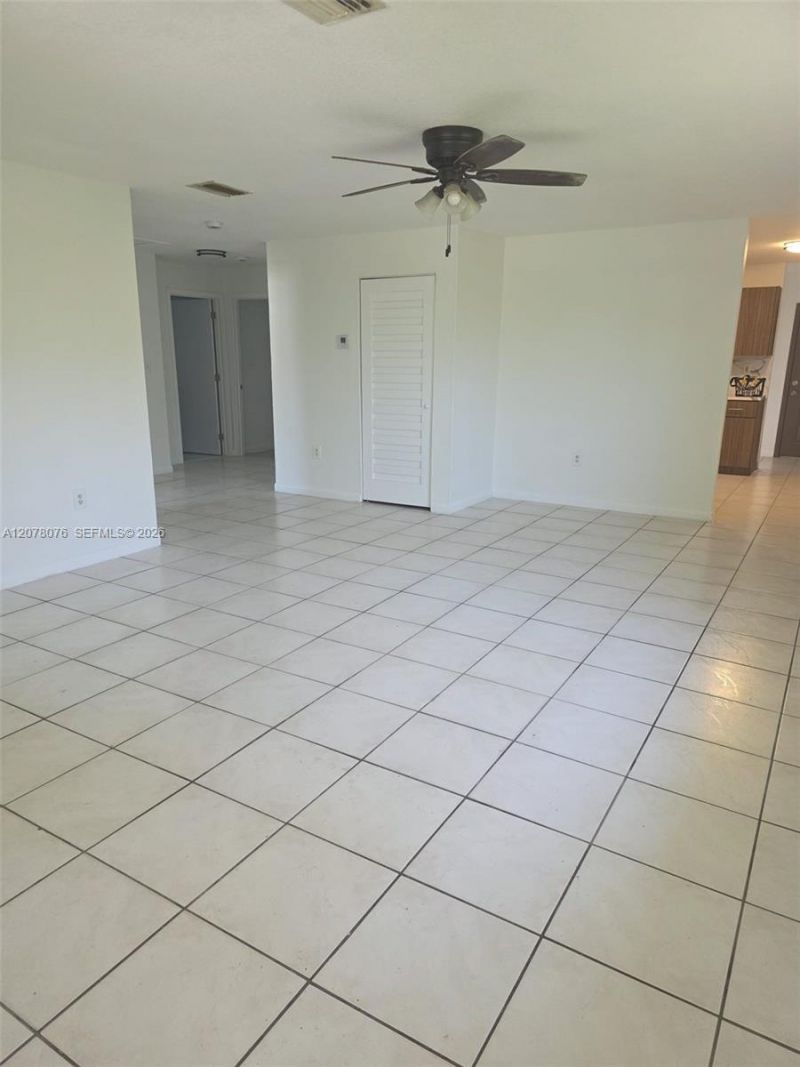 7737 NW 9th Ave , Unit 7737, Miami, FL 33150 Photo