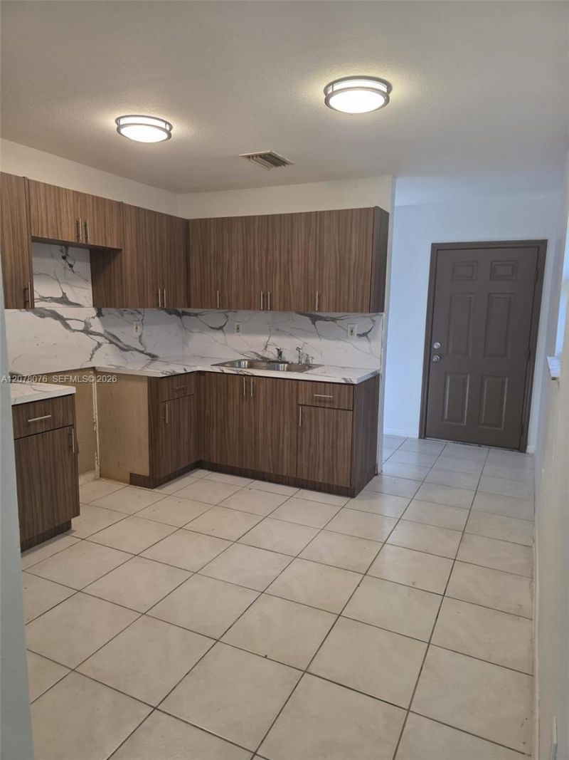 7737 NW 9th Ave , Unit 7737, Miami, FL 33150 Photo