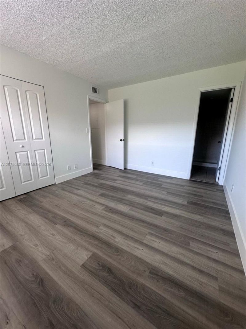 10049 Winding Lake Rd, Unit 103, Sunrise, FL 33351 Photo