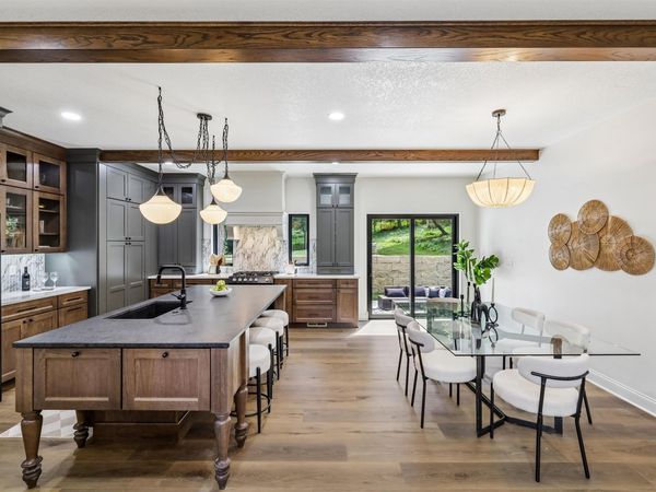 3110 Saint Johns Road, Des Moines, IA 50312