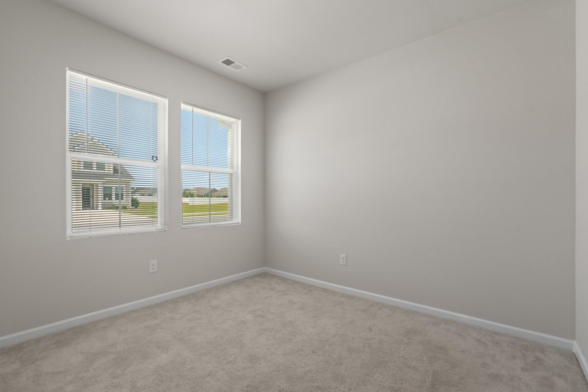 5059 Georgetown Dr. Photo 30