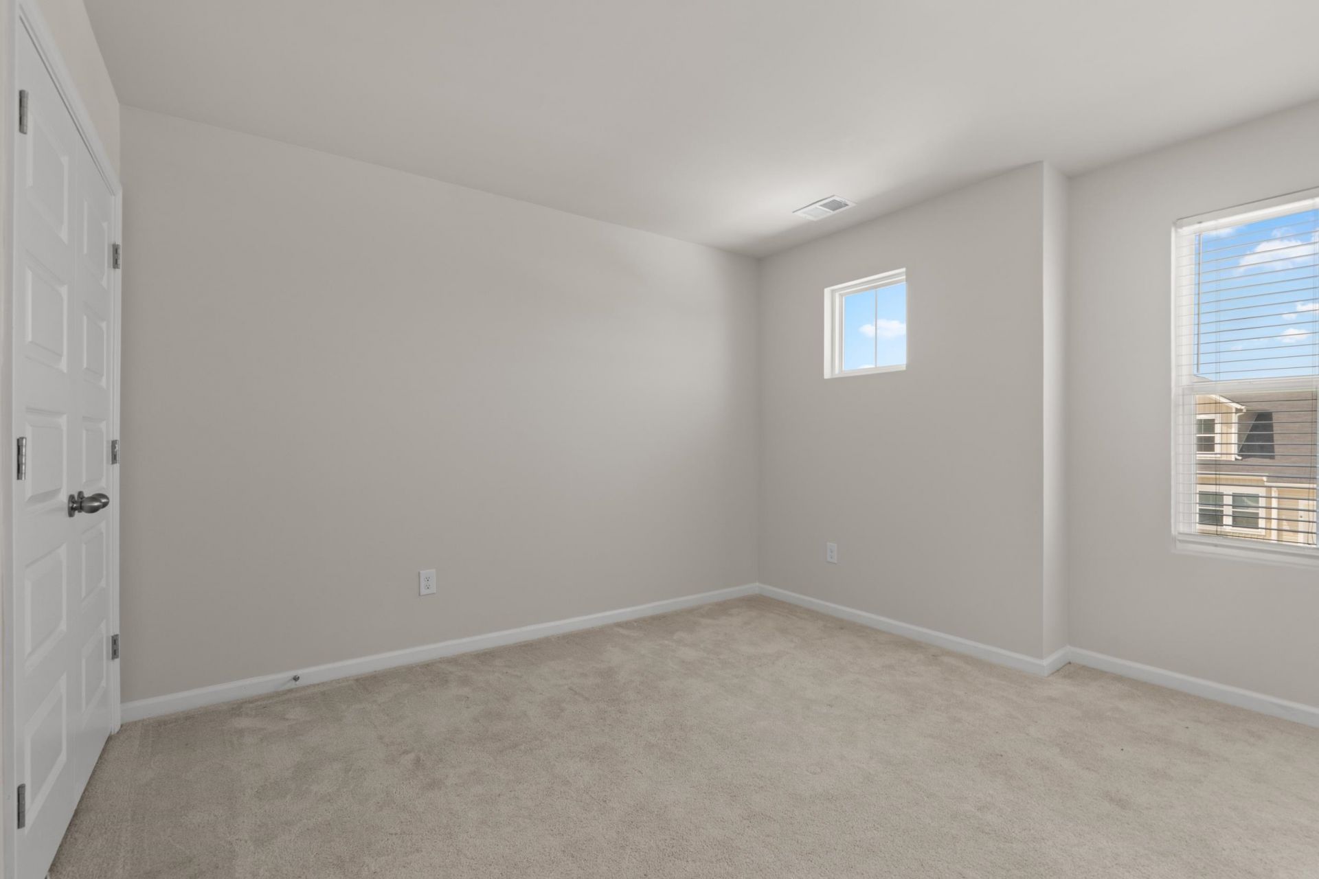 5059 Georgetown Dr. Photo 31