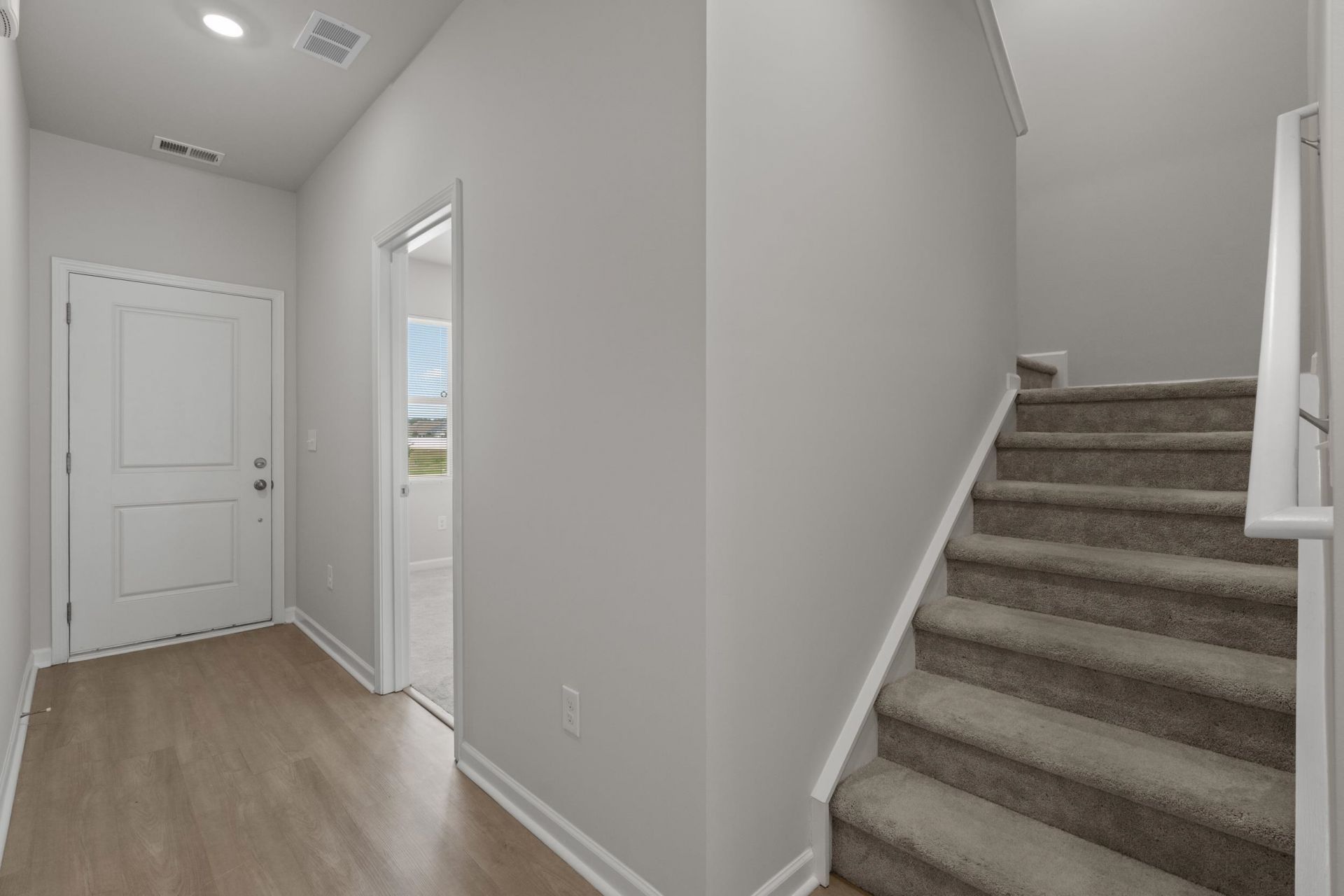 5059 Georgetown Dr. Photo 7