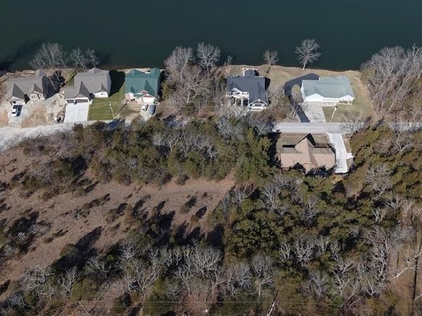10516 Acorn Drive , Hillsboro, MO 63050