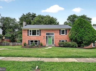 4016 MAPLETON DRIVE , CHANTILLY, VA 20151