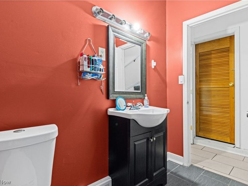 3417 Wade Avenue, Cleveland, OH 44113 Photo 7