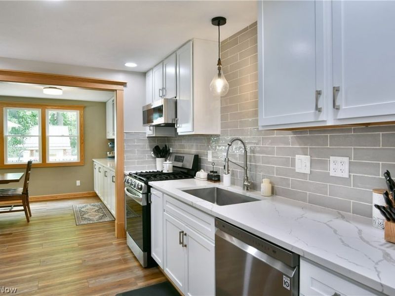 190 Wall Drive, Cortland, OH 44410 Photo 15