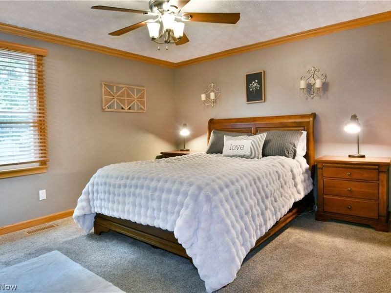 190 Wall Drive, Cortland, OH 44410 Photo 33