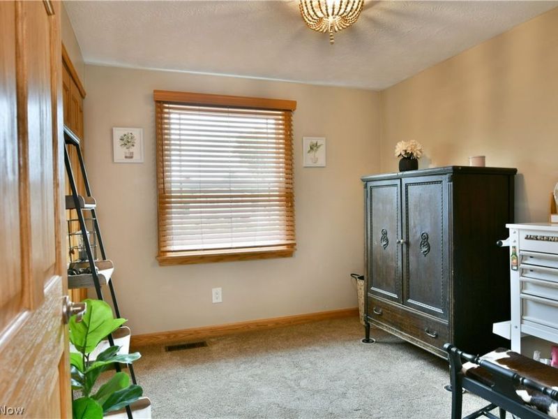 190 Wall Drive, Cortland, OH 44410 Photo 40