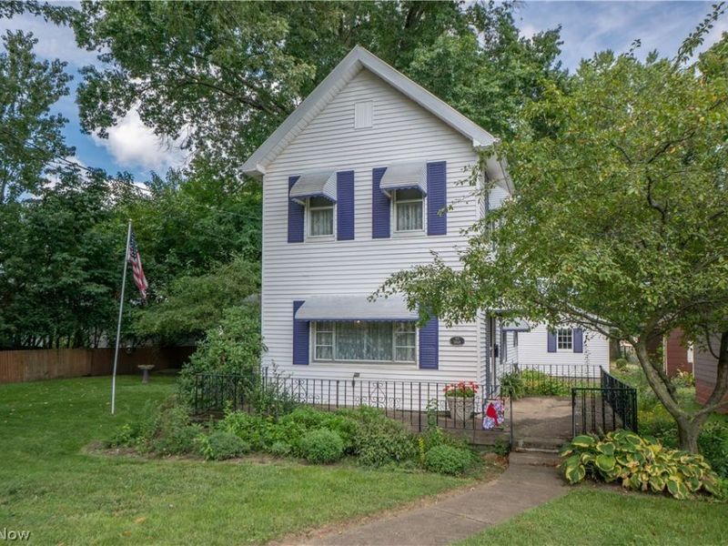 226 9th Street NE, Massillon, OH 44646 Photo 1
