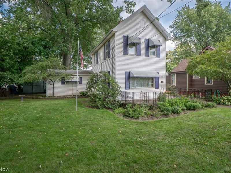 226 9th Street NE, Massillon, OH 44646 Photo 2
