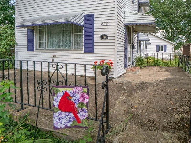 226 9th Street NE, Massillon, OH 44646 Photo 4