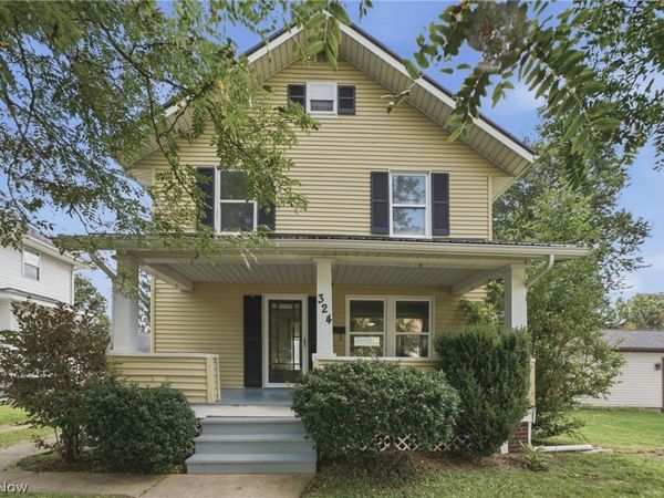 324 Tuscarawas Avenue NW, Brewster, OH 44613