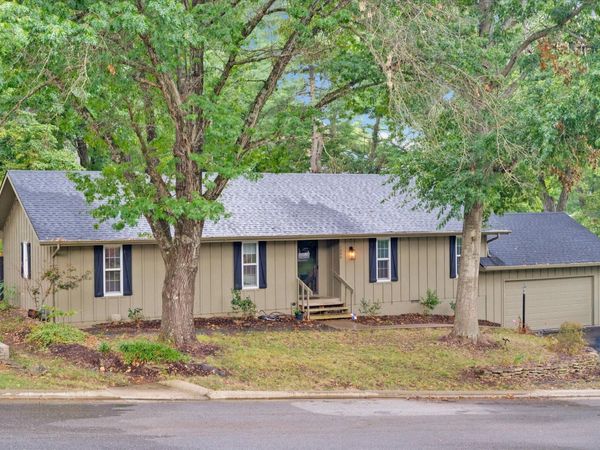 1200 E Summerhill Street , Ozark, MO 65721