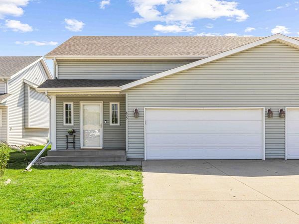 605 13 1/2 Avenue E, West Fargo, ND 58078