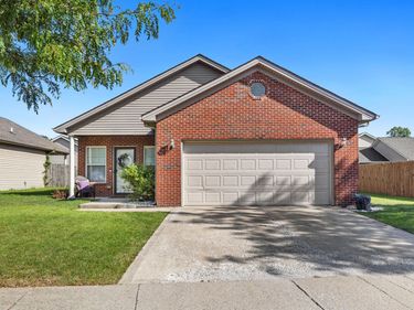 416 Julia Way, Lexington, KY 40508