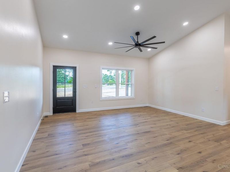 560 W Fourth Street, Seaman, OH 45679 Photo 10