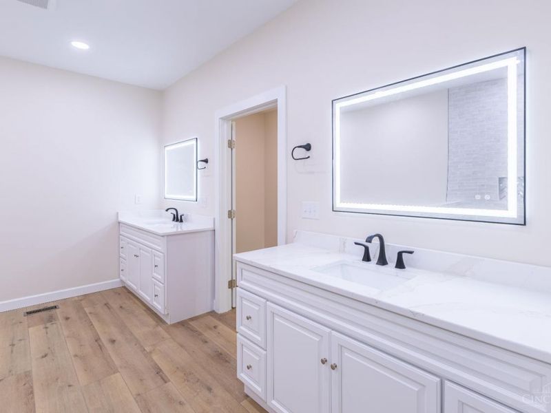 560 W Fourth Street, Seaman, OH 45679 Photo 32