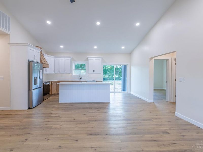 560 W Fourth Street, Seaman, OH 45679 Photo 7