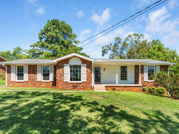 126 Gatone Dr , Hendersonville, TN 37075