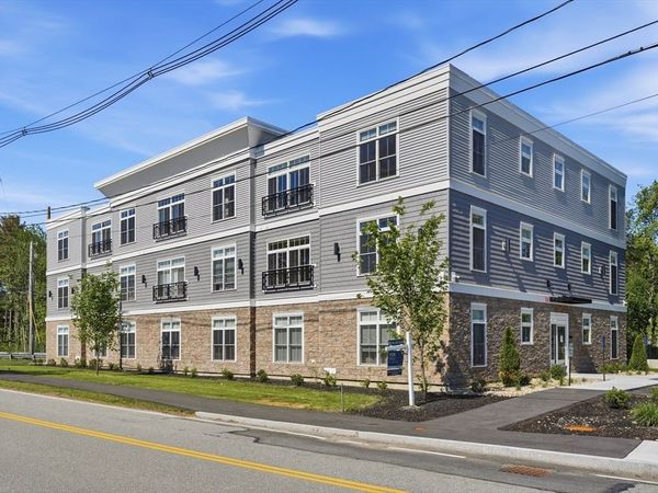 7 Cross St, Unit 202, Wilmington, MA 01887